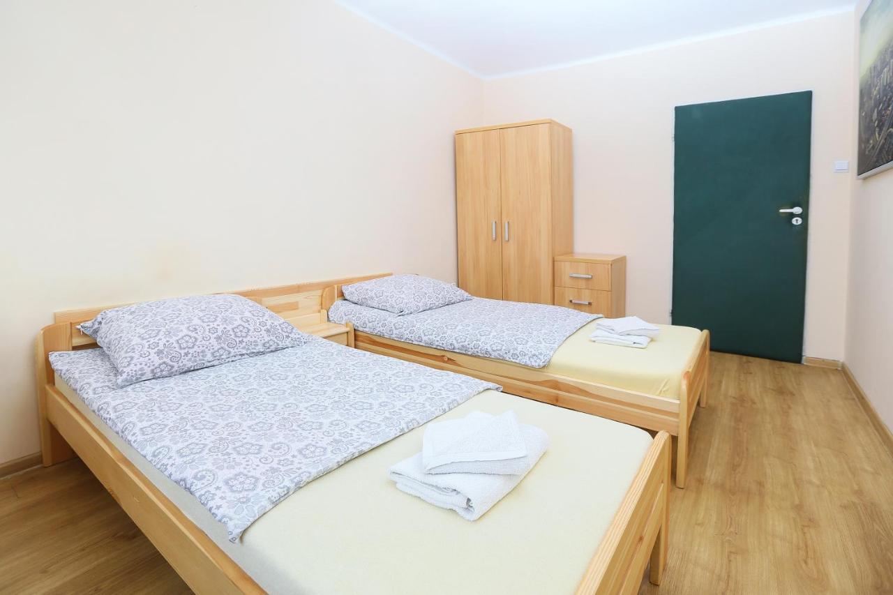 Pokoje Goscinne Czestochowa Luaran gambar